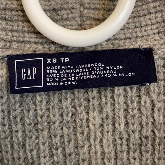 GAP *Grey* Knit Collar Cardigan w/ Wooden Toggles - Picture 6 of 7